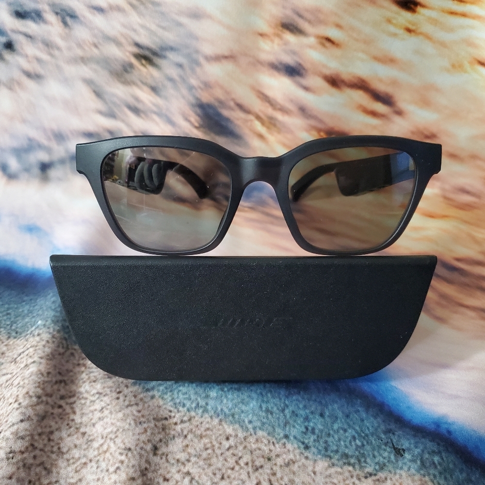 Bose Classic Bluetooth Audio Sunglasses